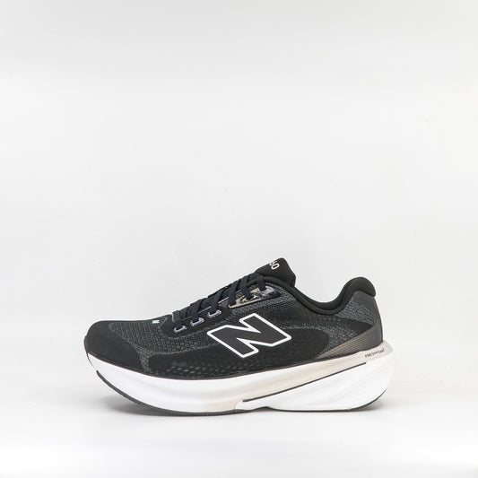 New Balance 860v15 (D Wide) Womens Black/White - Frontrunner Colombo
