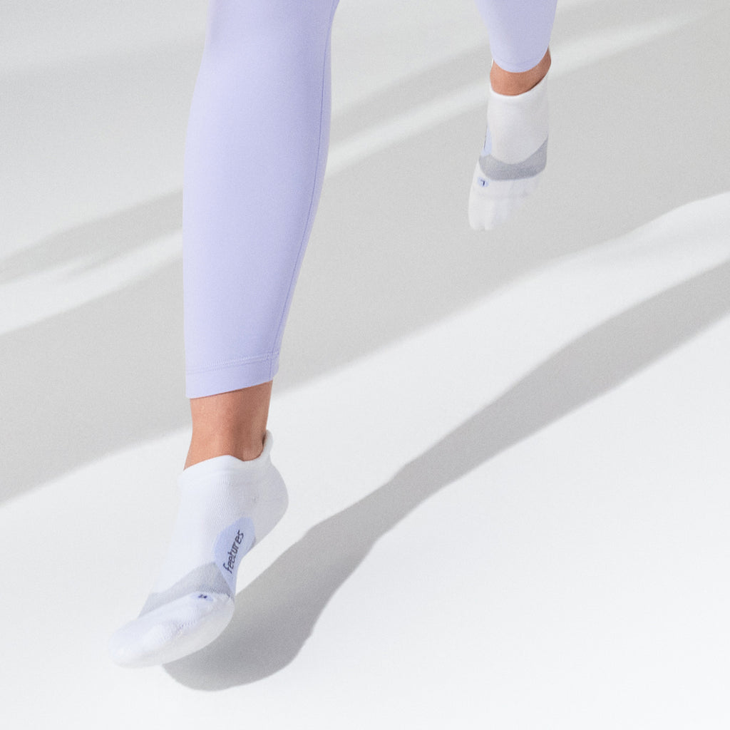 Feetures Elite Light Cushion Tab White Lilatech - Frontrunner Colombo