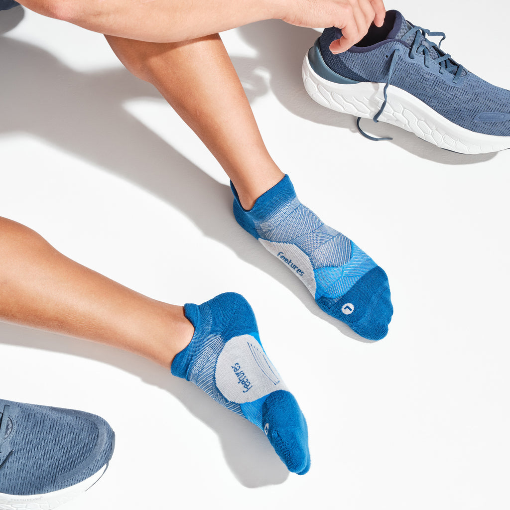 Feetures Elite Light Cushion No Show Navy Mist - Frontrunner Colombo