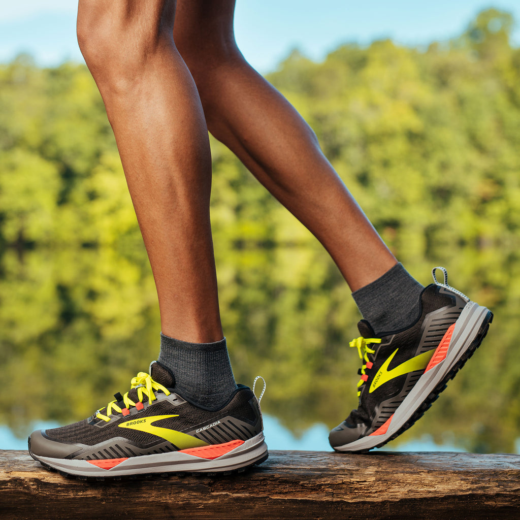 Feetures Merino 10 Max Cushion Quarter - Frontrunner Colombo