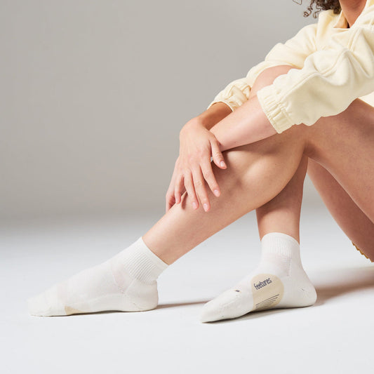 Feetures Elite Light Cushion Quarter - Linen - Frontrunner Colombo