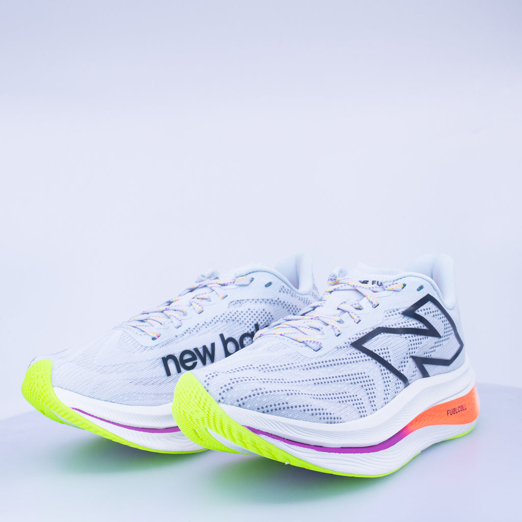 New Balance FuelCell SuperComp Trainer V2 (B Standard) Womens - Frontrunner Colombo