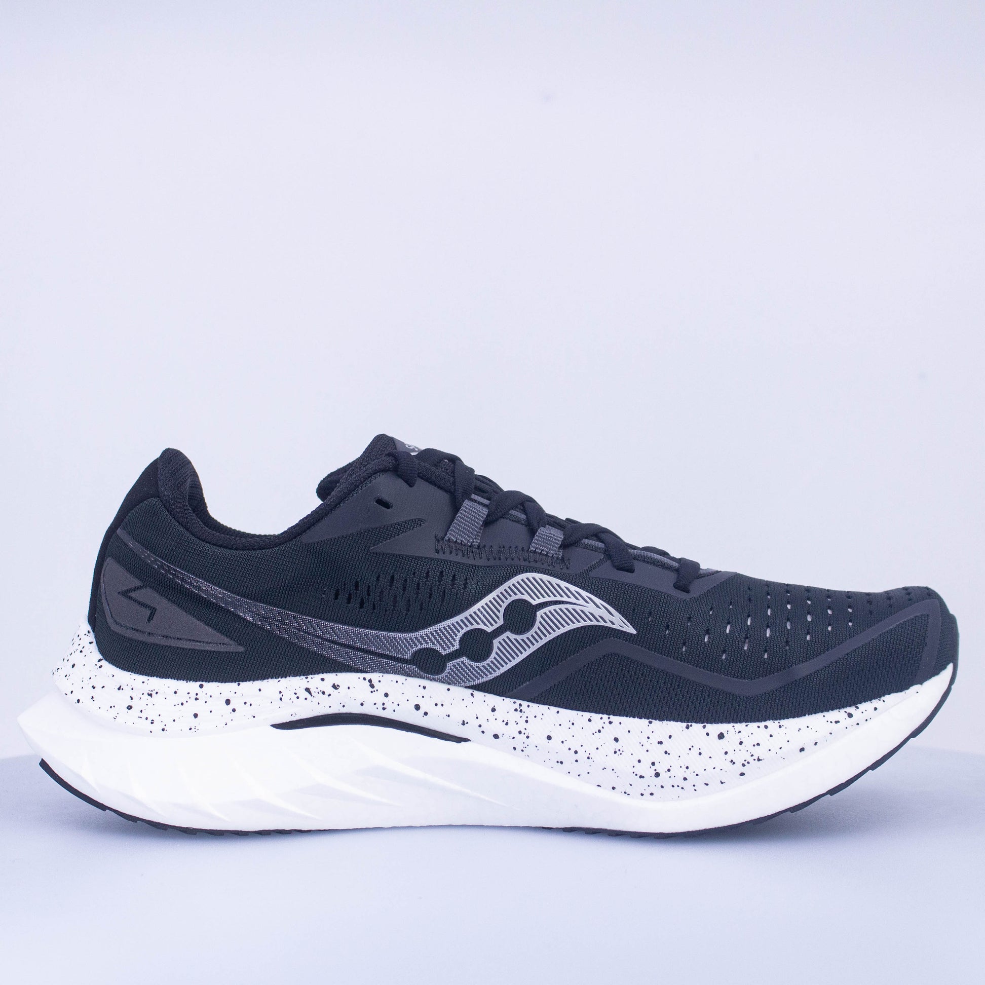 Saucony Endorphin Speed 4 (D Standard) Mens Black - Frontrunner Colombo