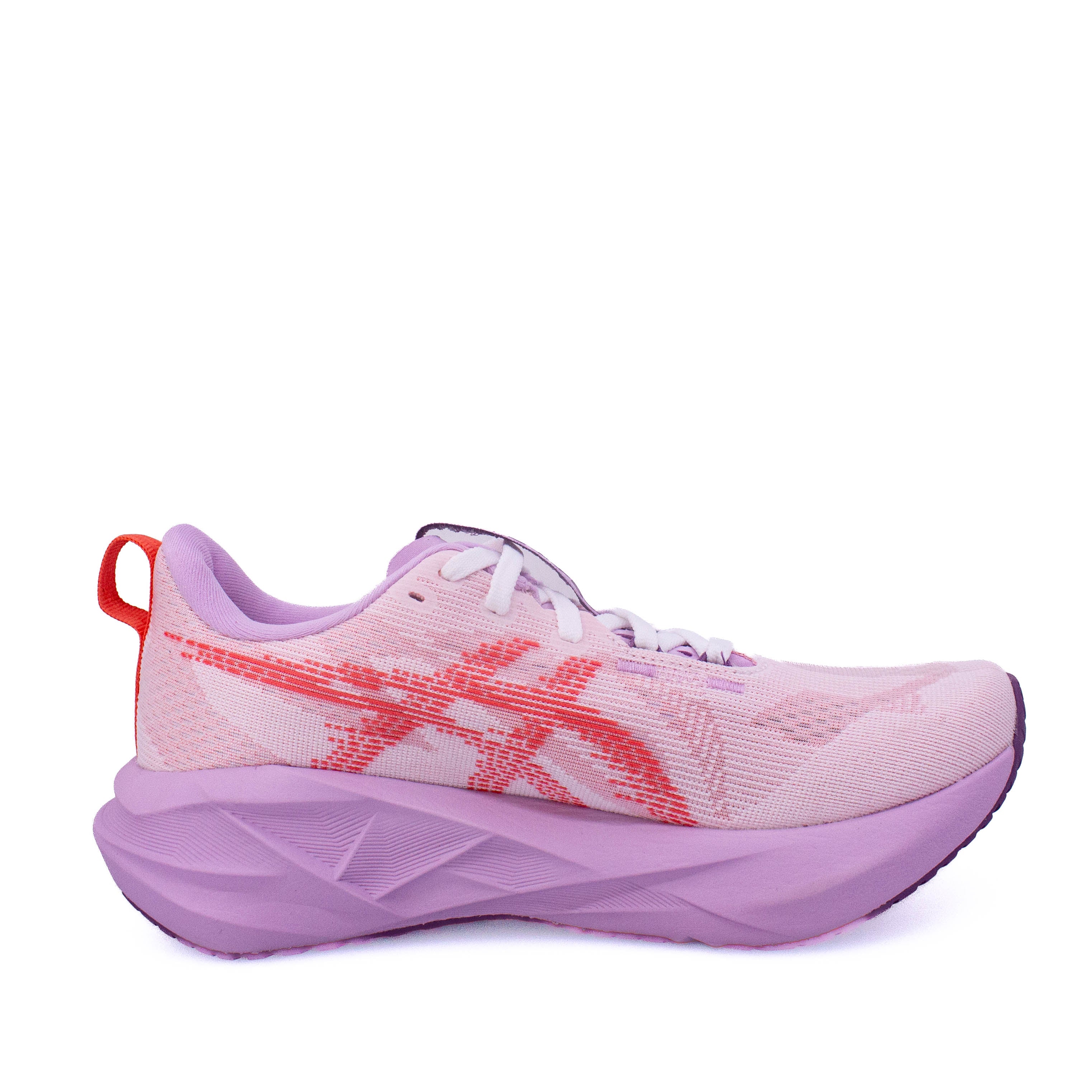 Asics Novablast 5 (B Standard) Womens White/Coral Reef - Frontrunner Colombo