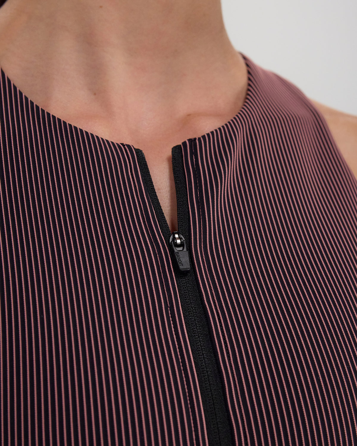 Bandit Striped Cadence™ Zip Front Race Crop - Black with Mauve - Frontrunner Colombo