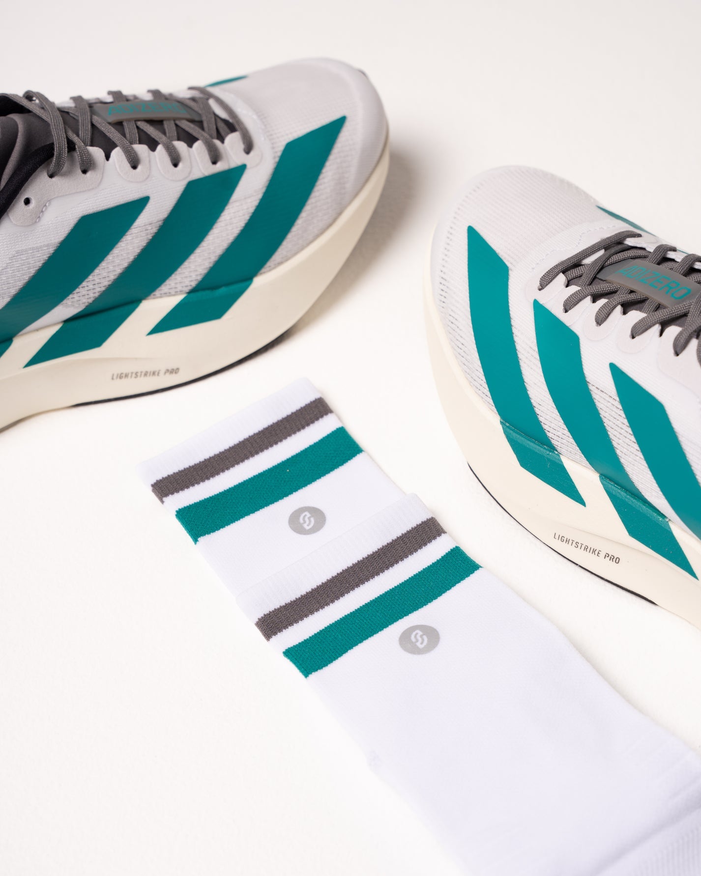 SHYU Racing Half Crew - White/Teal/Carbon - Frontrunner Colombo