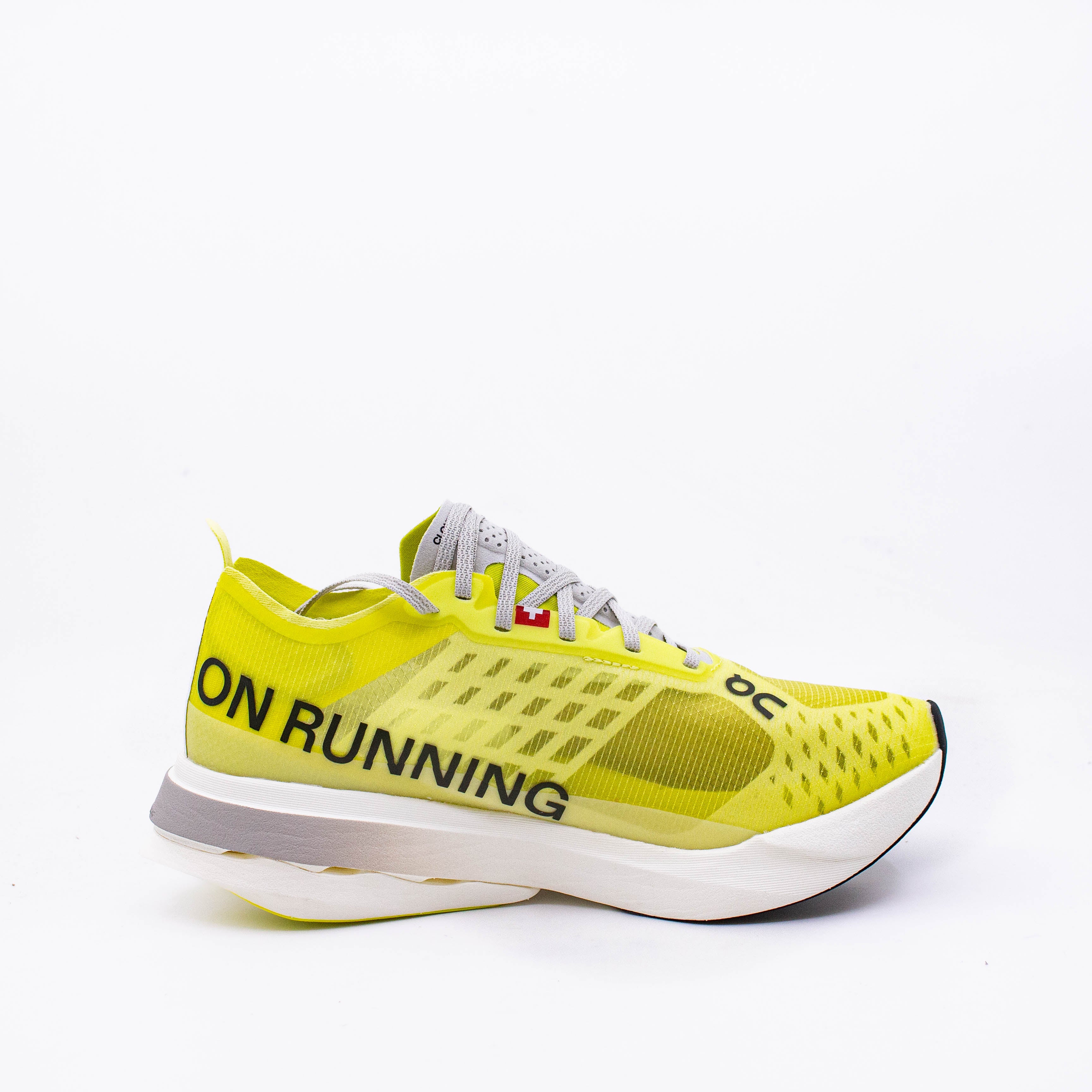 On Cloudboom Strike (B Standard) Womens Limelight/Wolf - Frontrunner Colombo