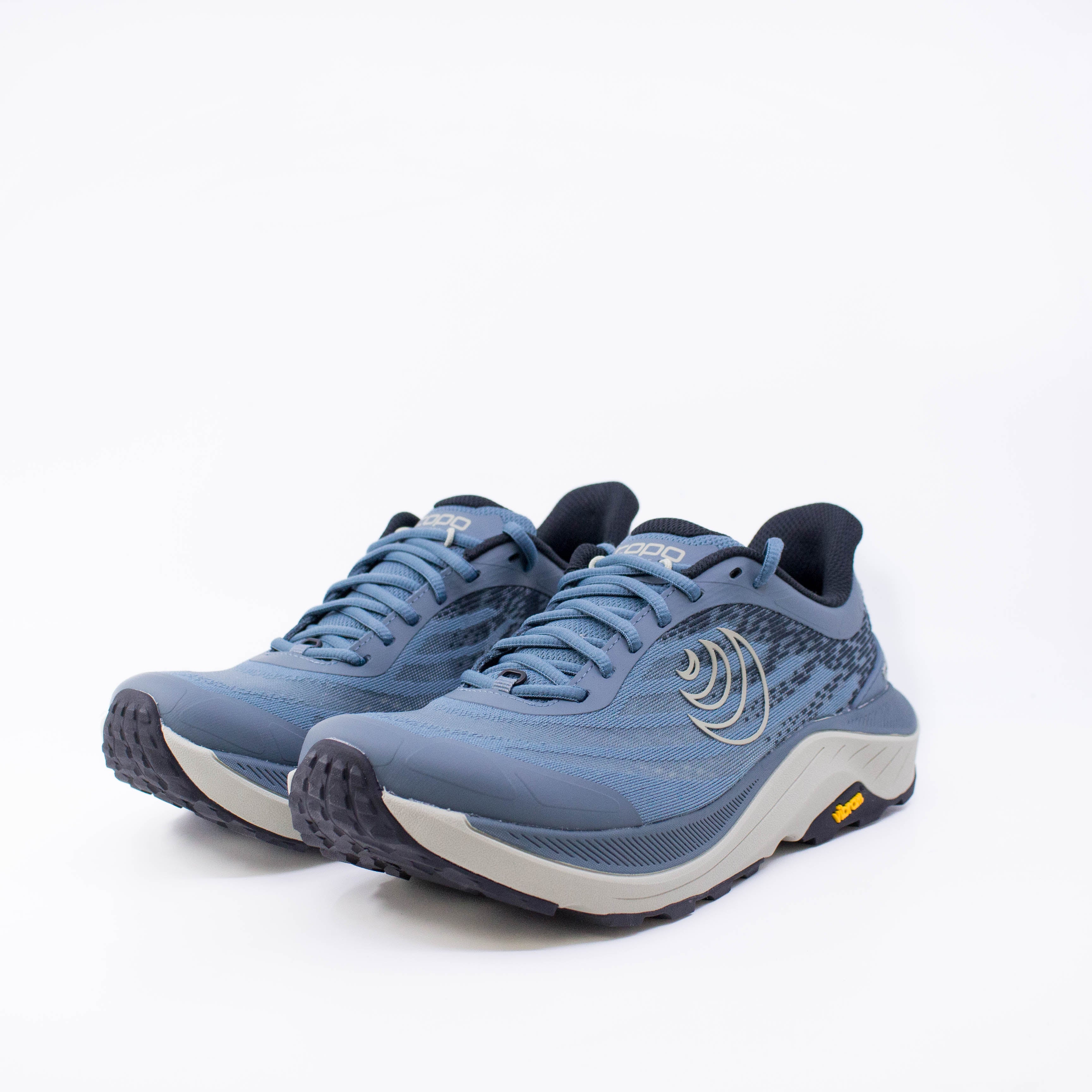 Topo Ultraventure 4 (B Standard) Womens Stone/Grey - Frontrunner Colombo