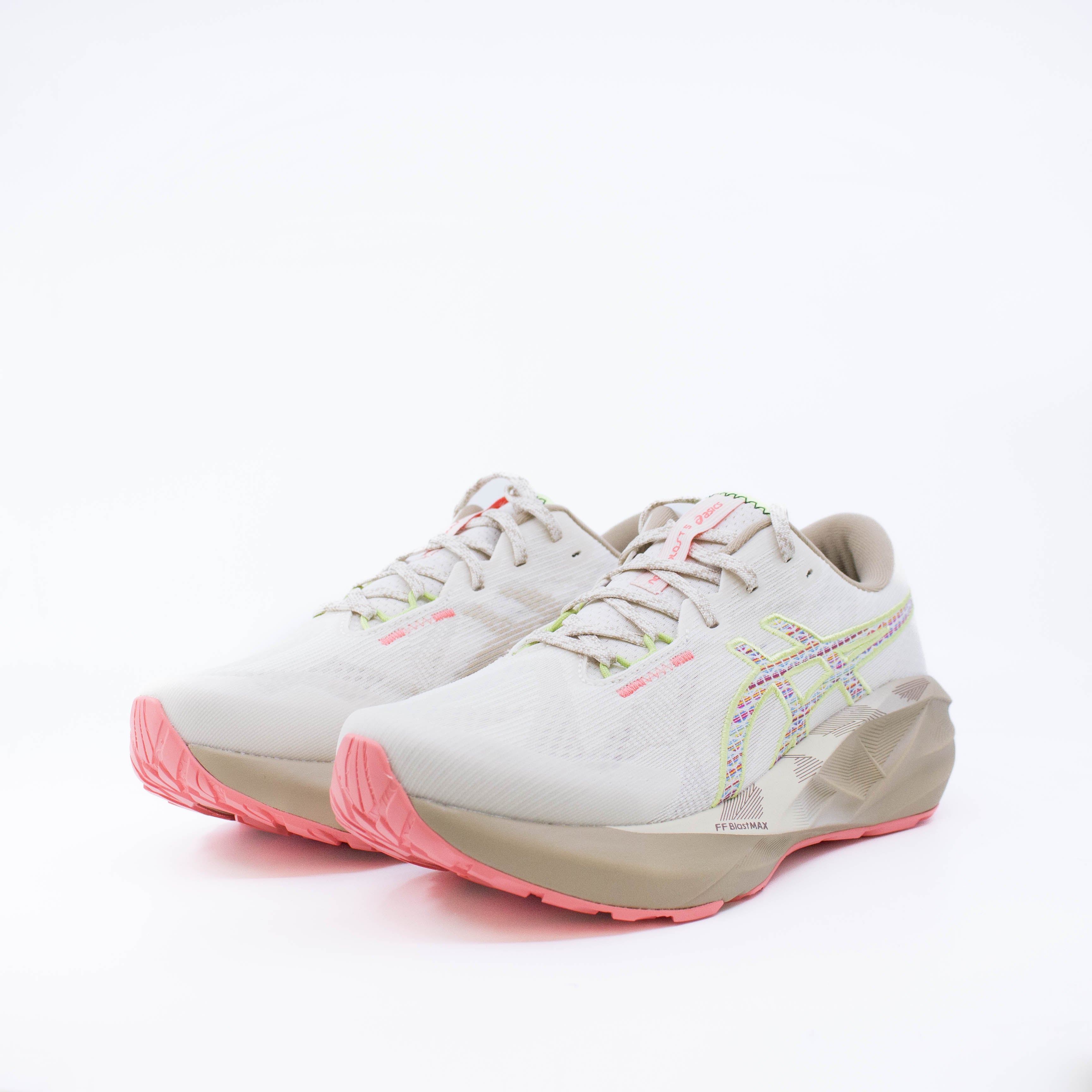 Asics Novablast 5 TR (B Standard) Womens Nature Bathing - Frontrunner Colombo