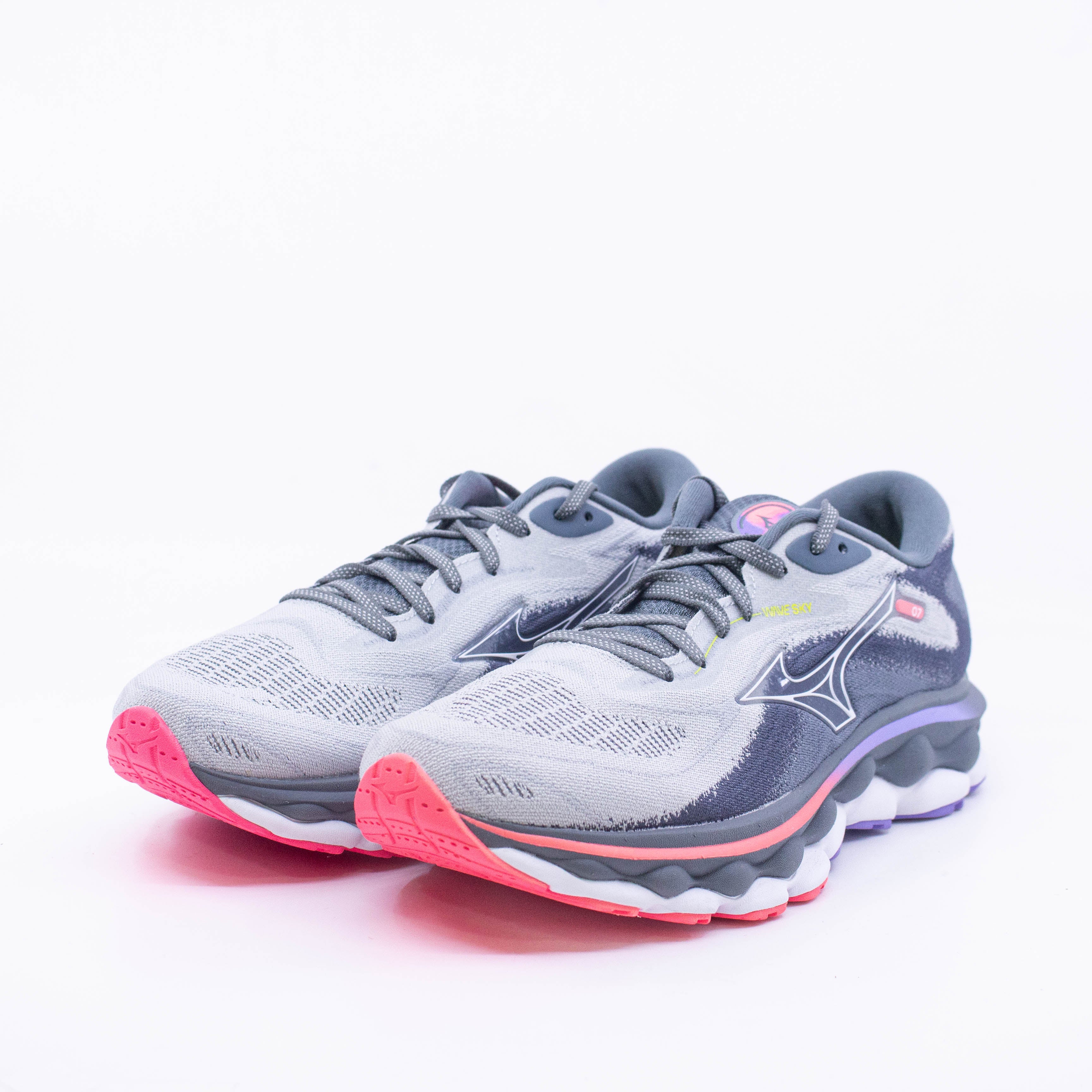 Mizuno Wave Sky 7 (B Standard) Womens - Frontrunner Colombo