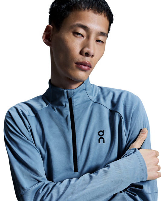 On Climate Shirt (Mens) Chambray - Frontrunner Colombo