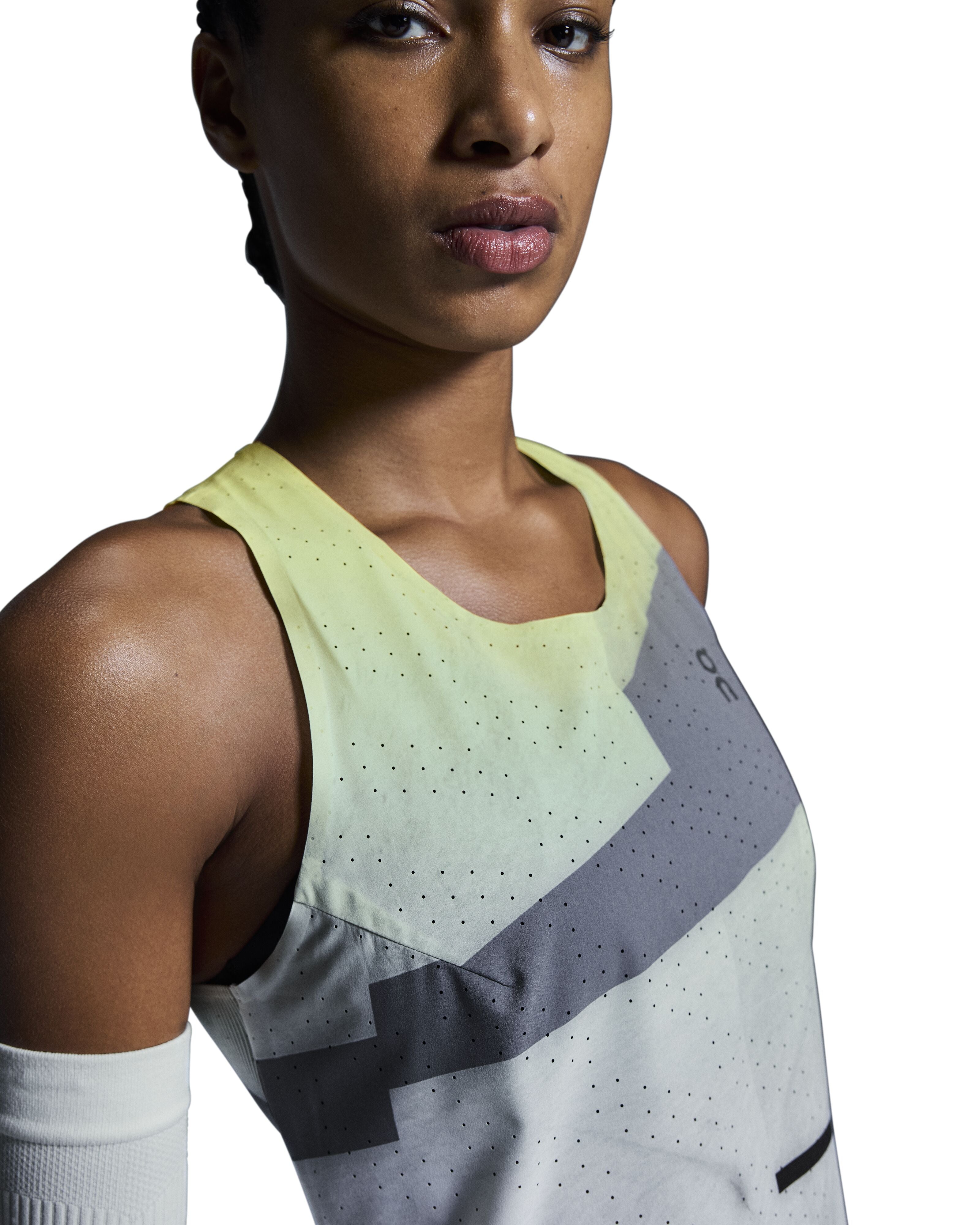 On Race Singlet Womens - Frontrunner Colombo