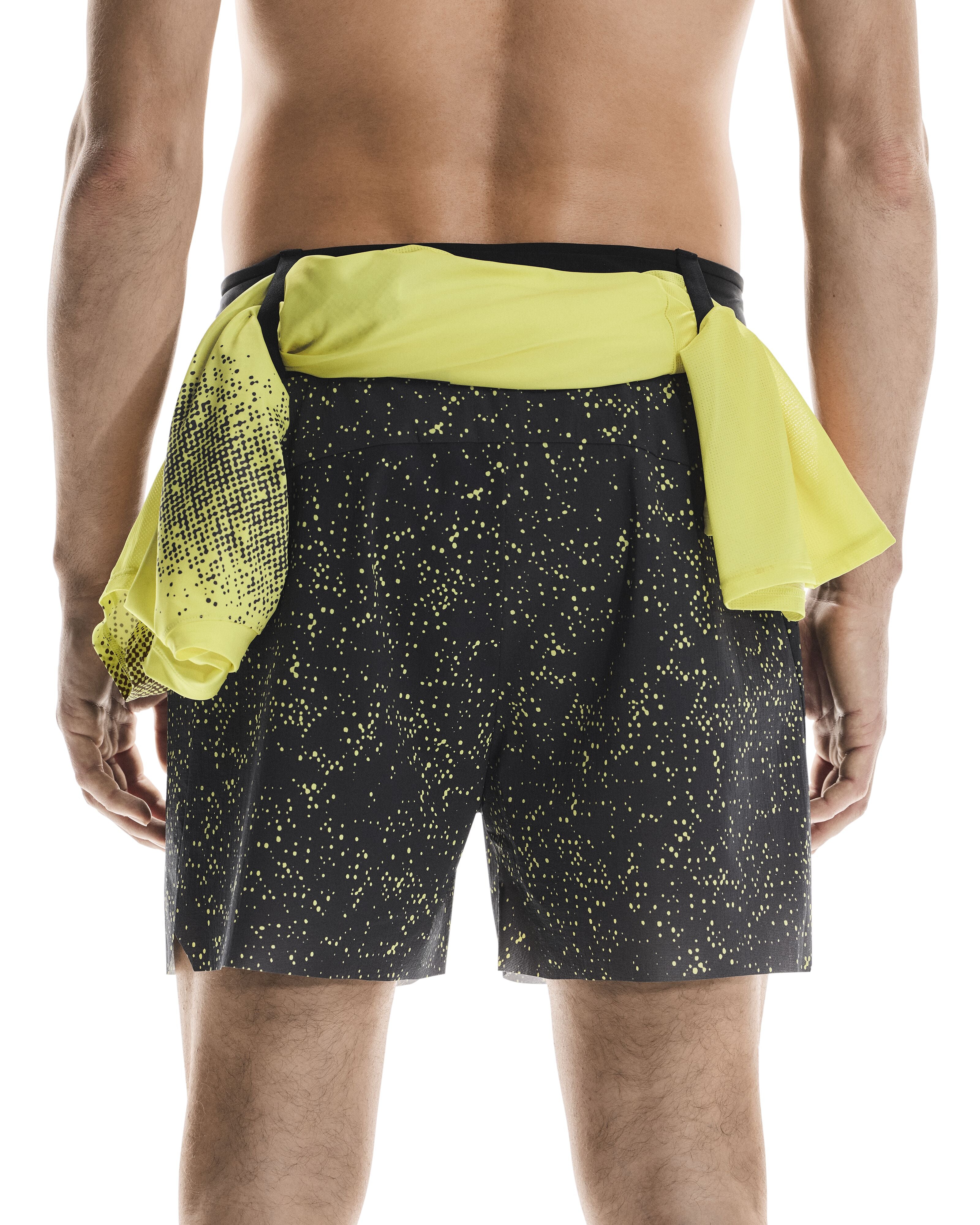 On Ultra Short Mens Iron/Lime - Frontrunner Colombo