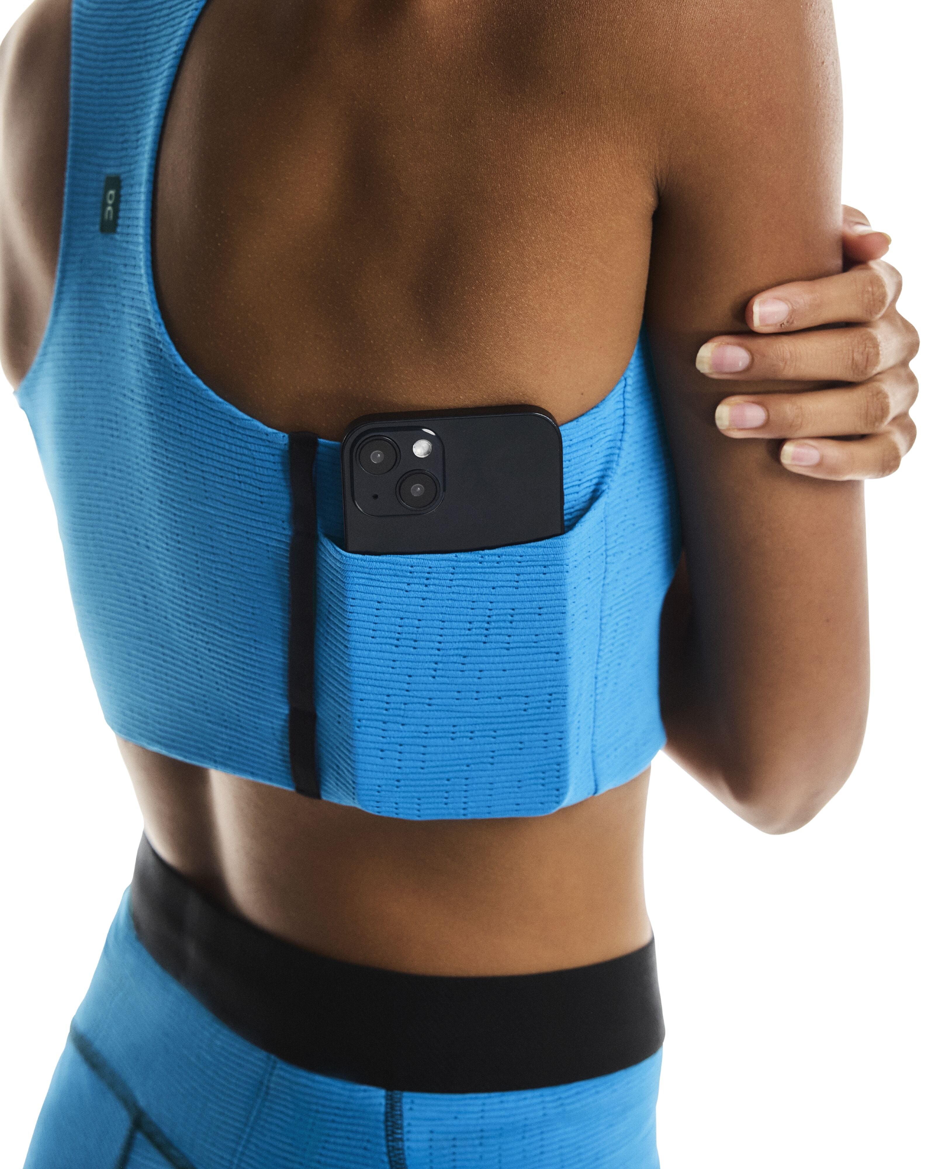 On Pace Pocket Bra Womens Malibu - Frontrunner Colombo