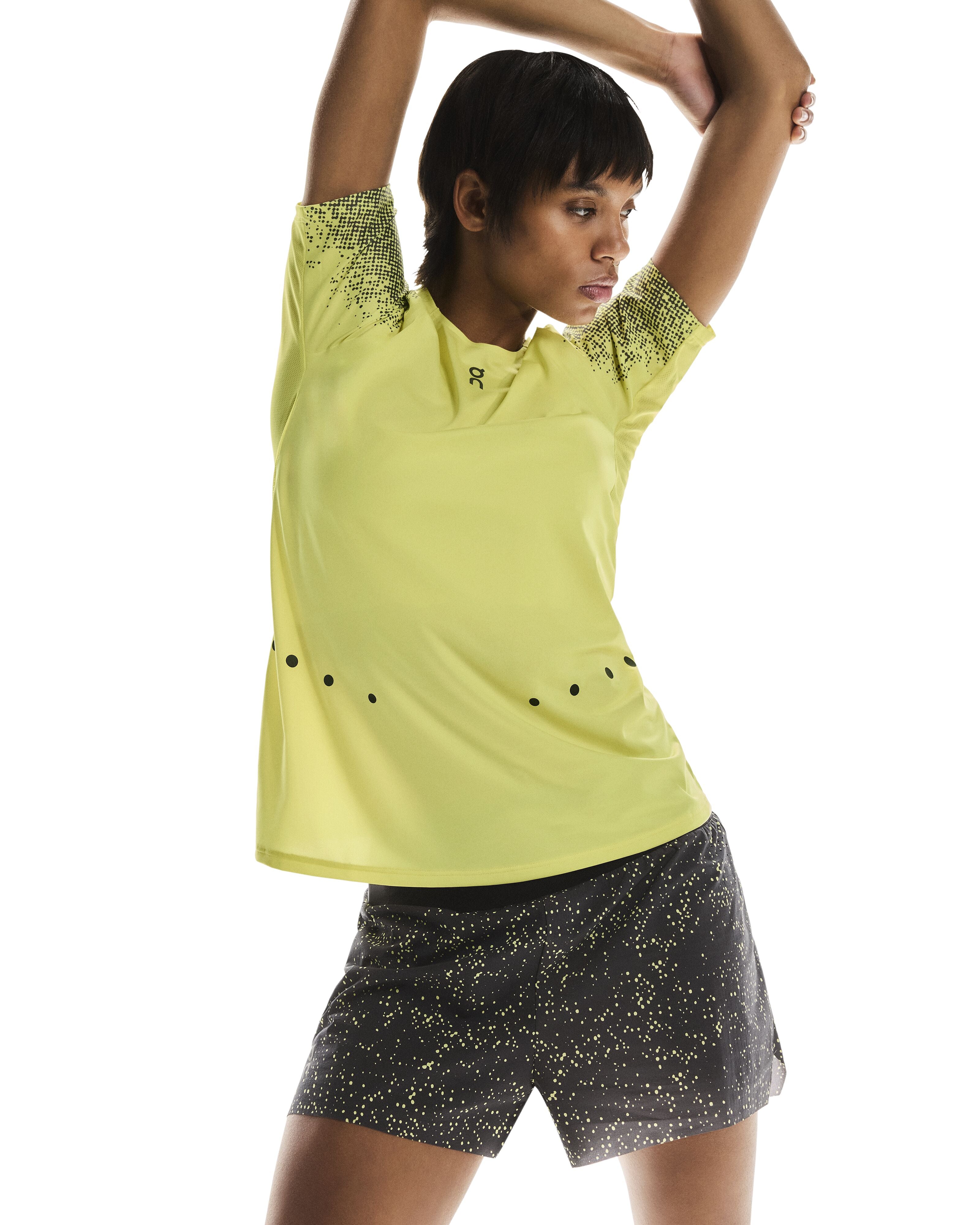 On Ultra Short Womens Iron/Lime - Frontrunner Colombo