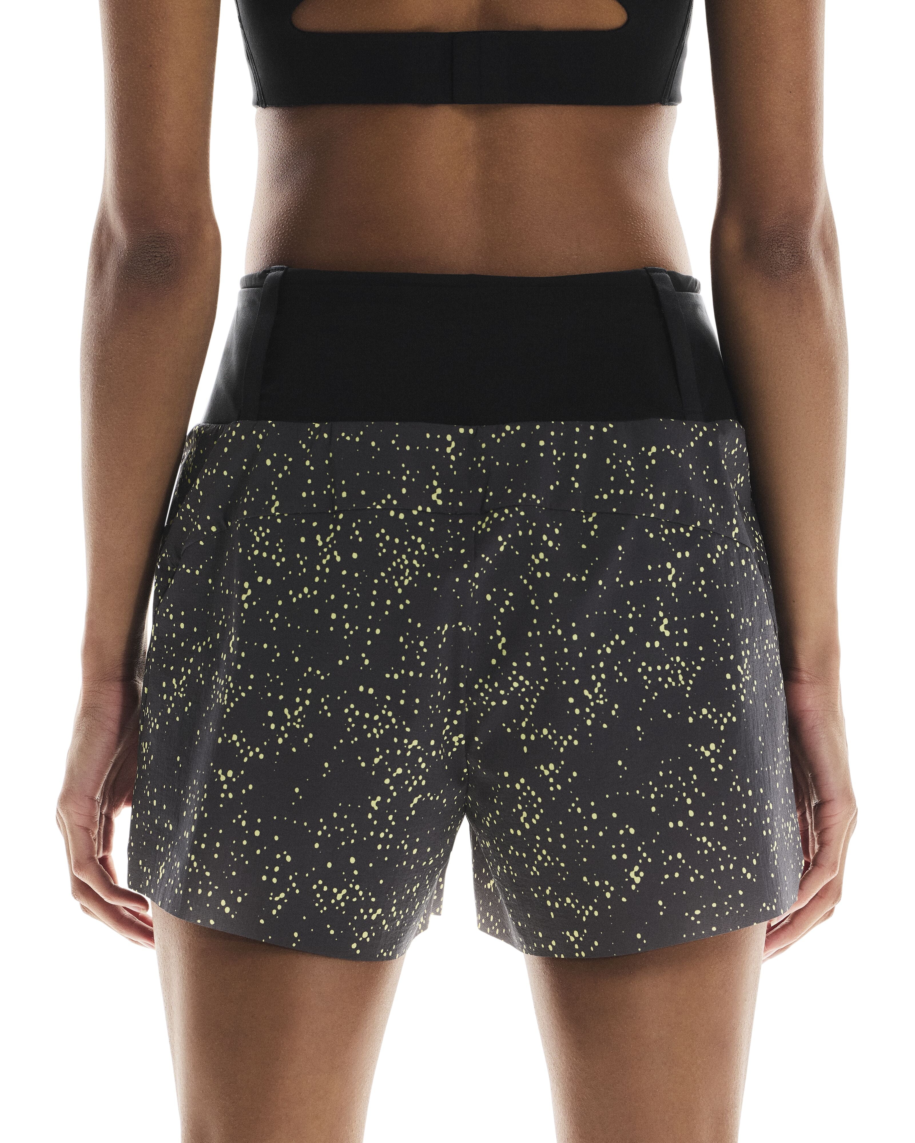 On Ultra Short Womens Iron/Lime - Frontrunner Colombo