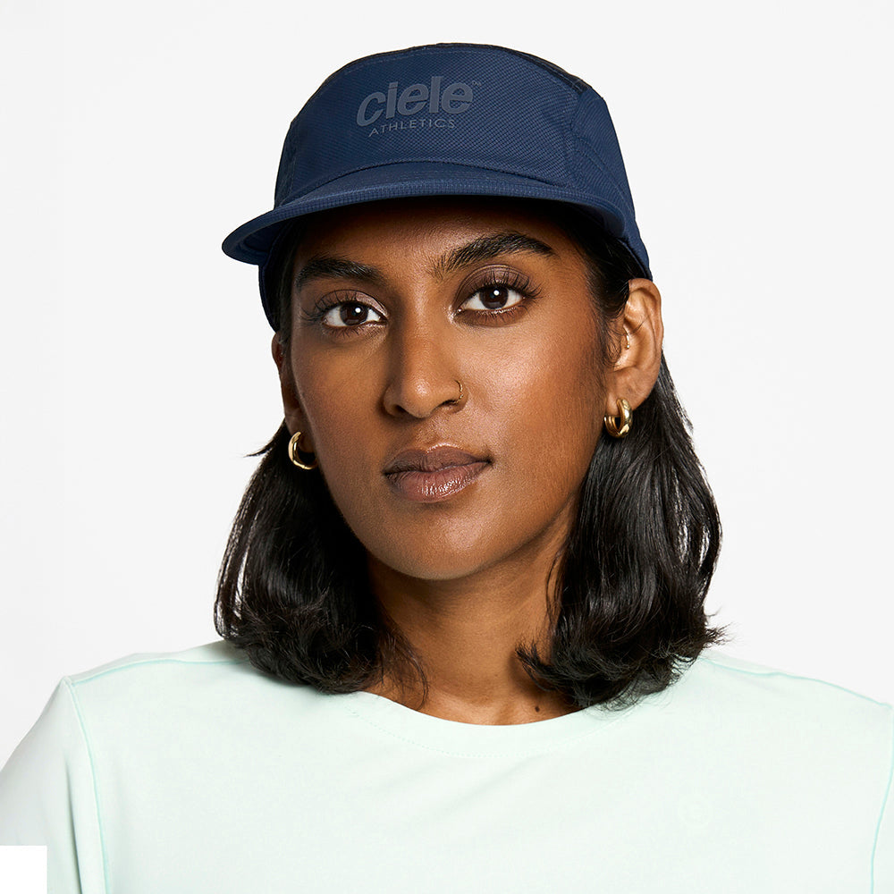 Ciele GOCap - Classic - Athletics - Deep Space - 56.5 - Frontrunner Colombo