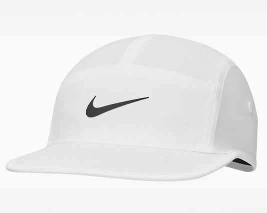 Nike Dri-Fit Adv Club Cap Unisex - White - Frontrunner Colombo