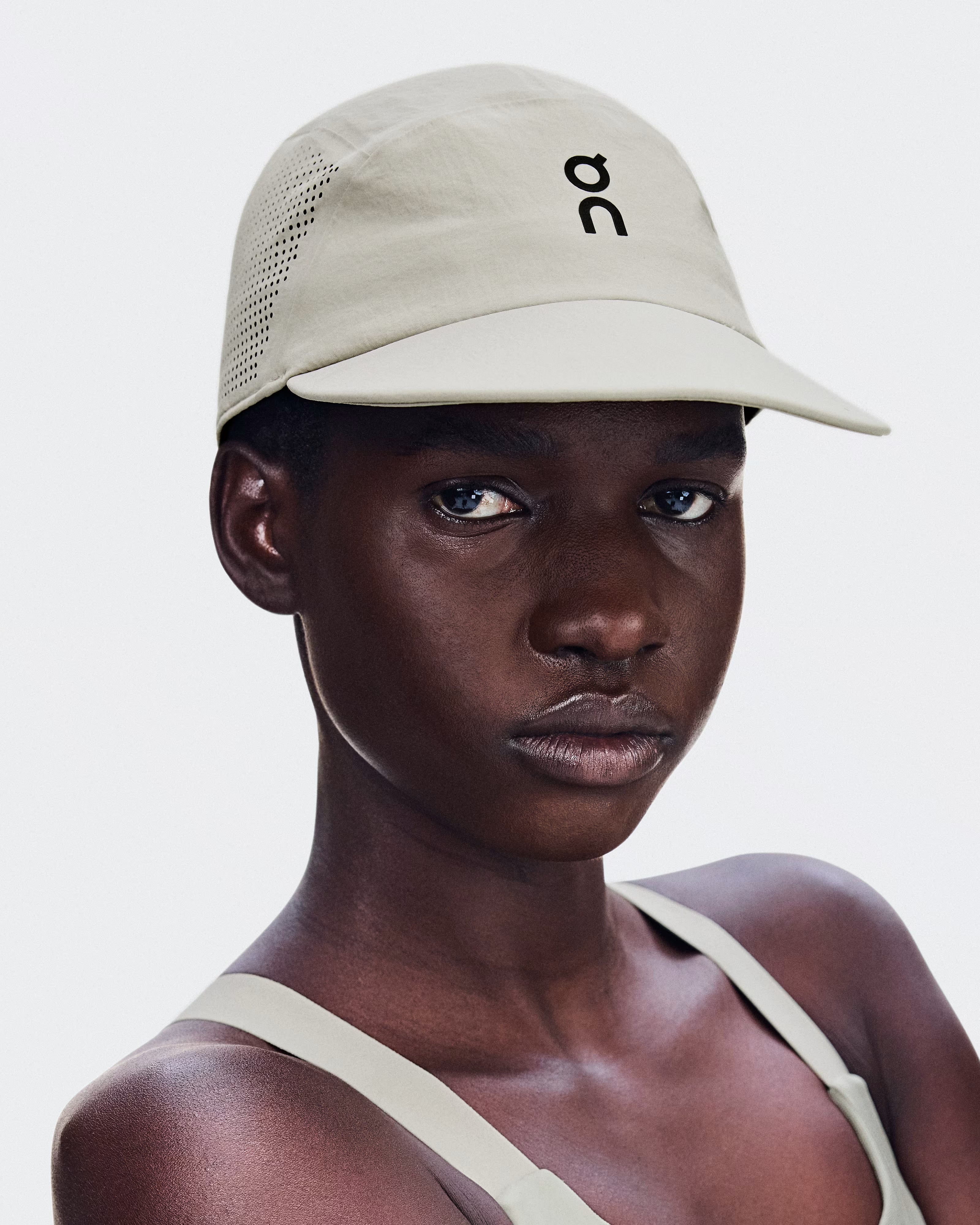 On Performance Cap Unisex Brume - Frontrunner Colombo