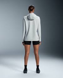 On Running Pace Hoodie Womens - Frontrunner Colombo