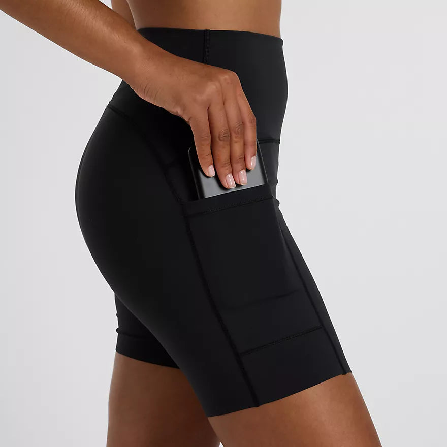 New Balance Sleek Pocket High Rise Short 6