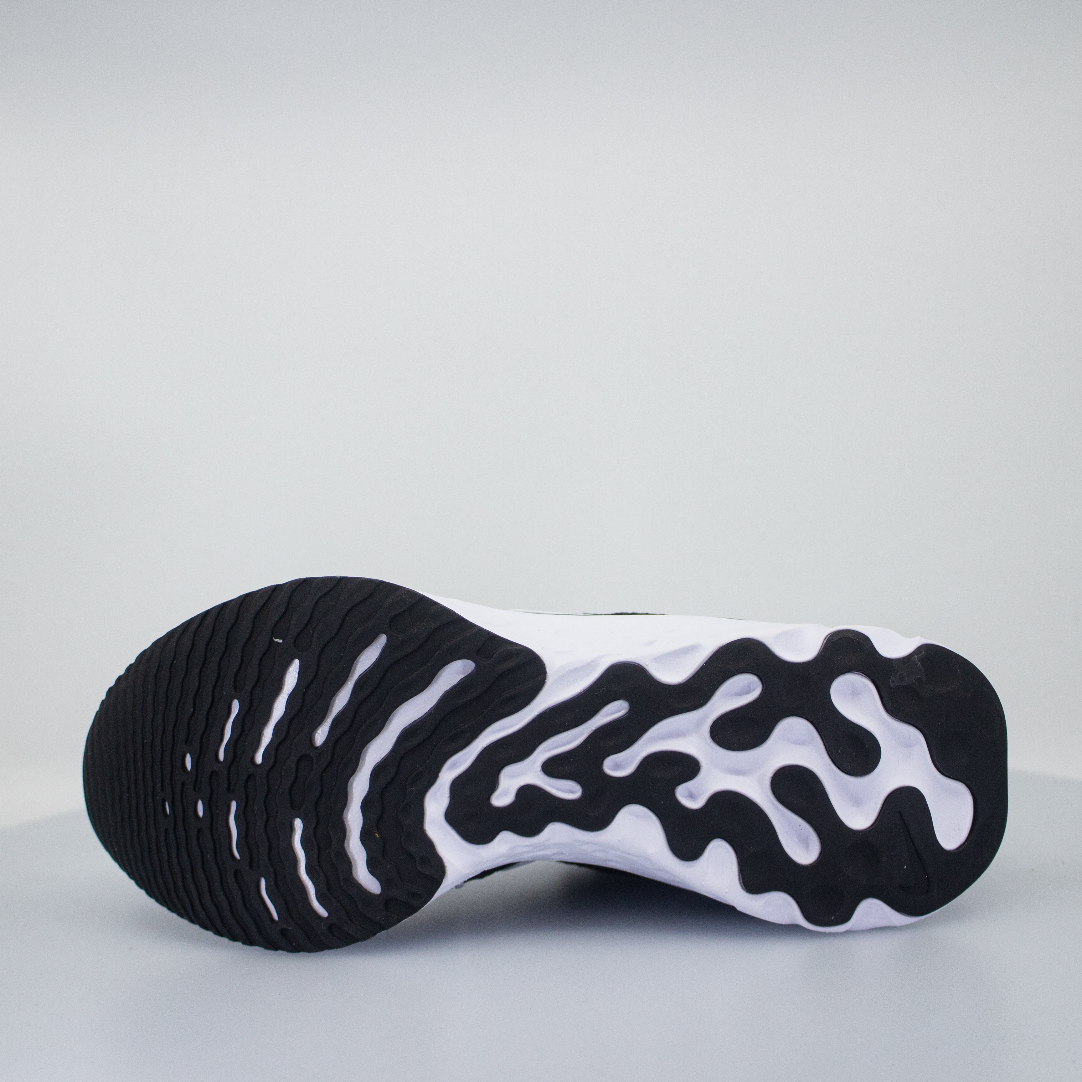 Nike React Infinity Run FK3 (B Standard) Womens - Frontrunner Colombo