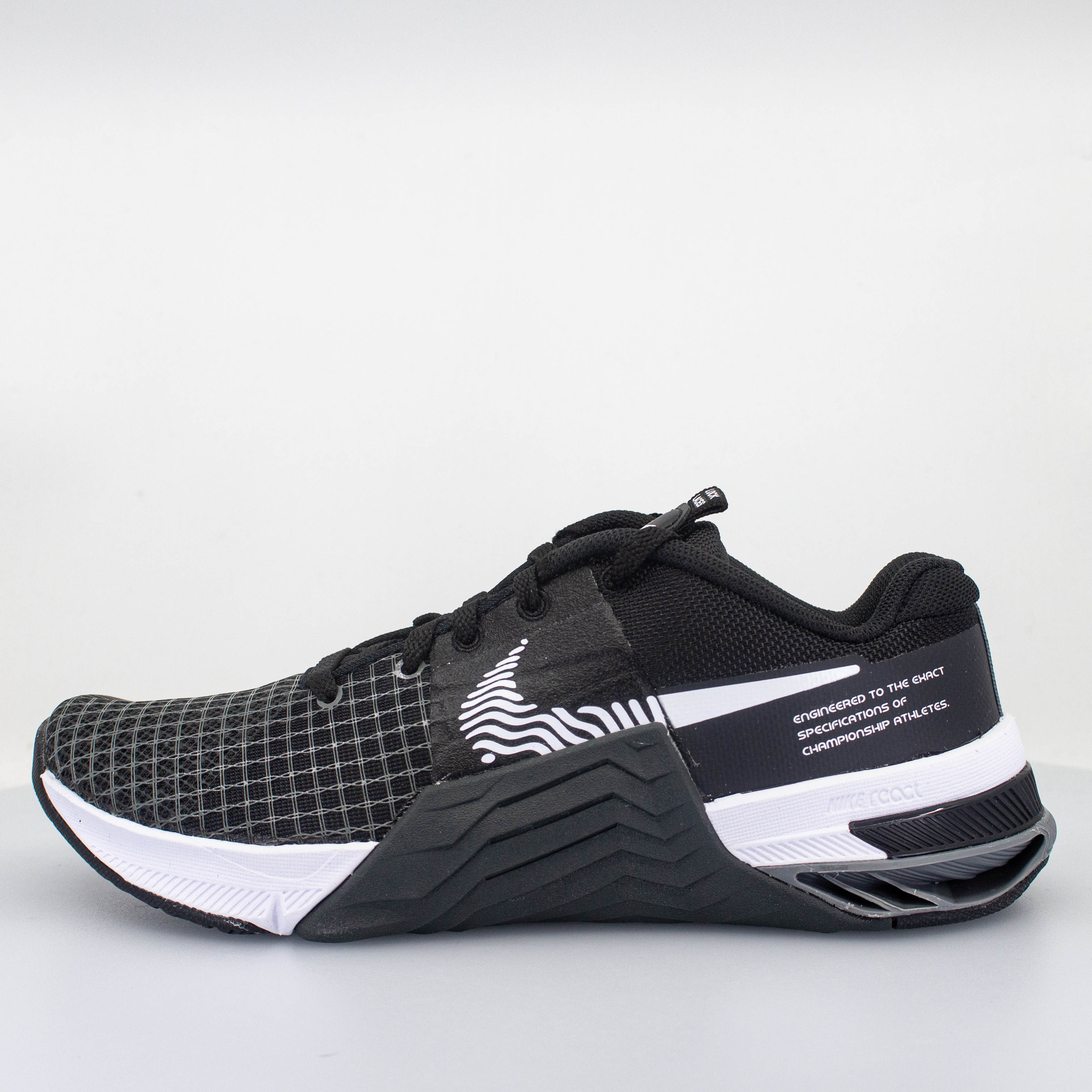 Nike Metcon 8 (B Standard) Womens - Frontrunner Colombo