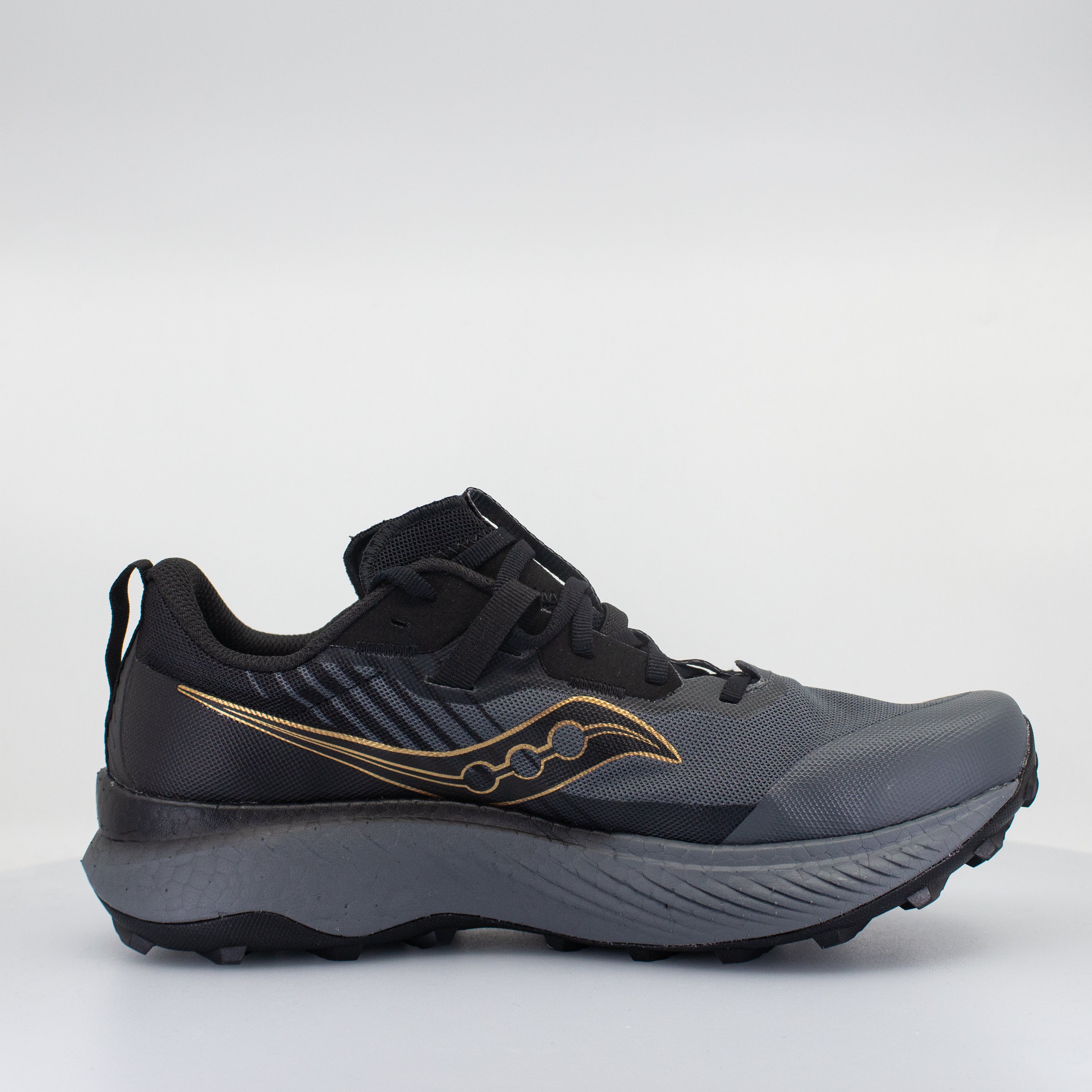 Saucony Endorphin Edge (D Standard) Mens - Frontrunner Colombo